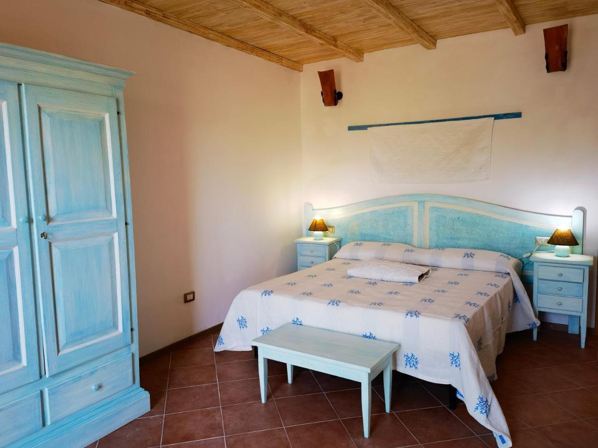 La Corte Degli Ulivi - Albergo Rurale Tresnuraghes Exterior foto